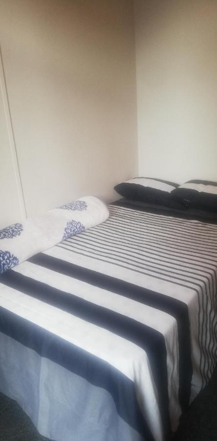 Just A Room Pretoria-Noord Exterior foto